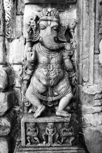 भारतीय मूर्तिकला के इतिहास में गुप्त वंश के बाद का युग जिसे राजपूत काल भी कहते हैं