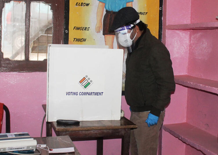 ऊना के 6 शहरी निकाय चुनावों में हुआ कुल 76.07 मतदान