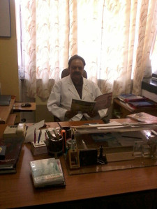  इंदिरा गांधी मेडिकल कॉलेज आईजीएमसी के चर्म रोग विभाग के प्रोफेसर एवं विभागाध्यक्ष डॉ. विनय शंकर