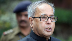 प्रणब मुखर्जी के मौत की झूठी अफवाह उड़ी, बेटी और बेटे ने अफवाहों को किया खारिज