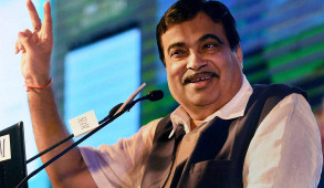 केन्द्रीय सड़क परिवहन मंत्री नितिन गडकरी
