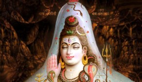 सावन के महीने में भगवान शंकर की विशेष रूप से की जाती है पूजा