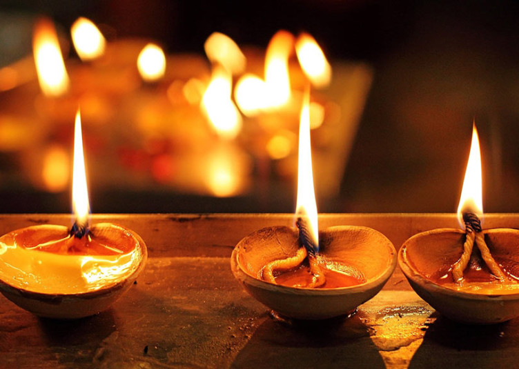 दिवाली का पौराणिक महत्व, पंच-पर्वों का त्‍यौहार: दीपावली