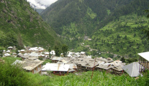 स्वयं में इतिहास समेटे हुए जहां का लोकतंत्र, विश्व का एकमात्र कुल्लू का “मलाणा” गांव
