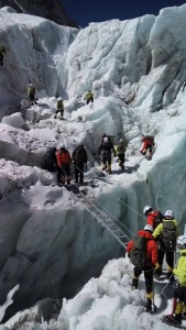 एनसीसी छात्राओं का माउंट एवरेस्ट पर्वतारोहण अभियान 2016