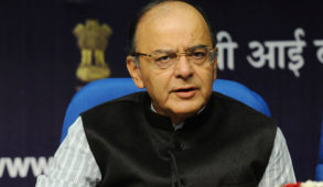 आर्थिक सर्वे रिपोर्ट: टैक्‍स भरने वालों की तादाद बढ़ी, GDP 7-7.5% रहने का अनुमान