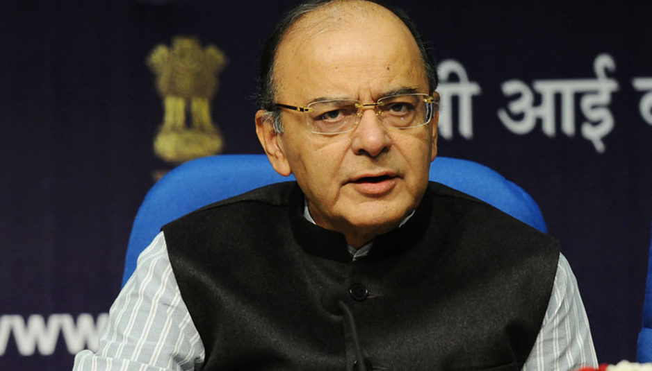 आर्थिक सर्वे रिपोर्ट: टैक्स भरने वालों की तादाद बढ़ी, GDP 7-7.5% रहने का अनुमान