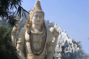 भगवान शिव के आंसुओं से हुई थी रुद्राक्ष की उत्पत्ति