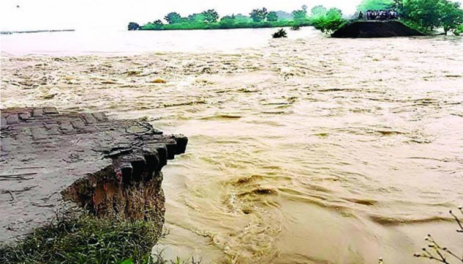प्रदेश ड्रग्ज निर्माता संघ ने केरल बाढ़ पीड़ितों को भेजी दवाइयां