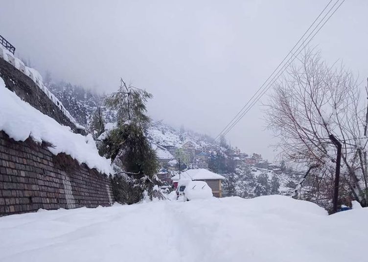 हिमाचल: उच्च पर्वतीय क्षेत्रों में बुधवार को बर्फबारी के आसार