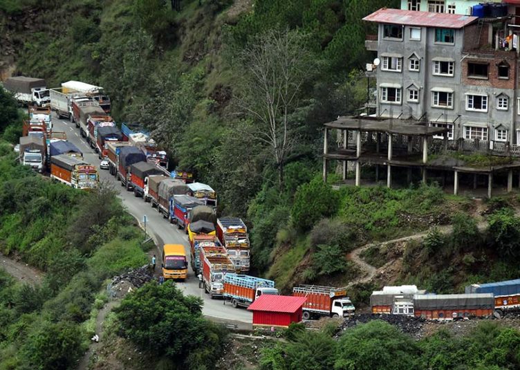 शिमला में ट्रैफिक जाम की समस्या से निपटने के लिए बदलाव करने का निर्णय