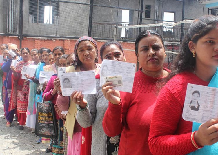 हिमाचल प्रदेश में पिछले 15 सालों का वोटिंग रिकॉर्ड टूटा