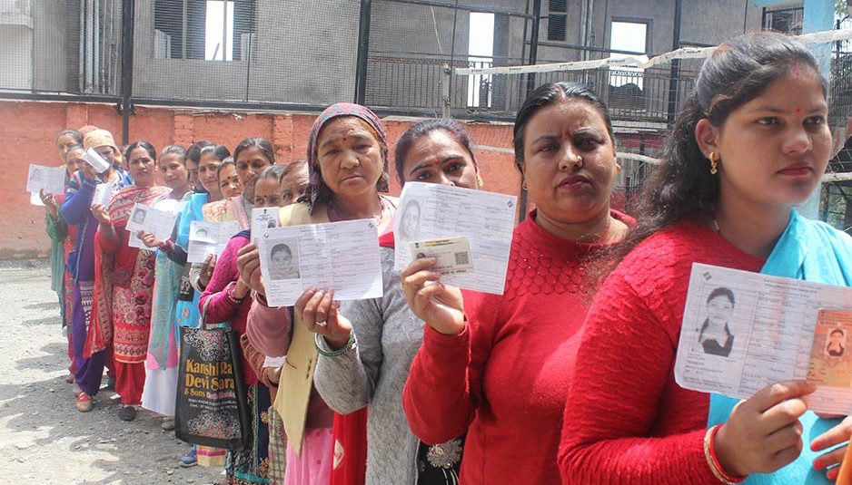 हिमाचल प्रदेश में पिछले 15 सालों का वोटिंग रिकॉर्ड टूटा