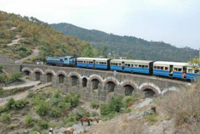 12 घंटे बाधित रहा कालका-शिमला रेल मार्ग